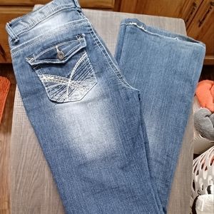 Juniors Wallflower jeans size 5